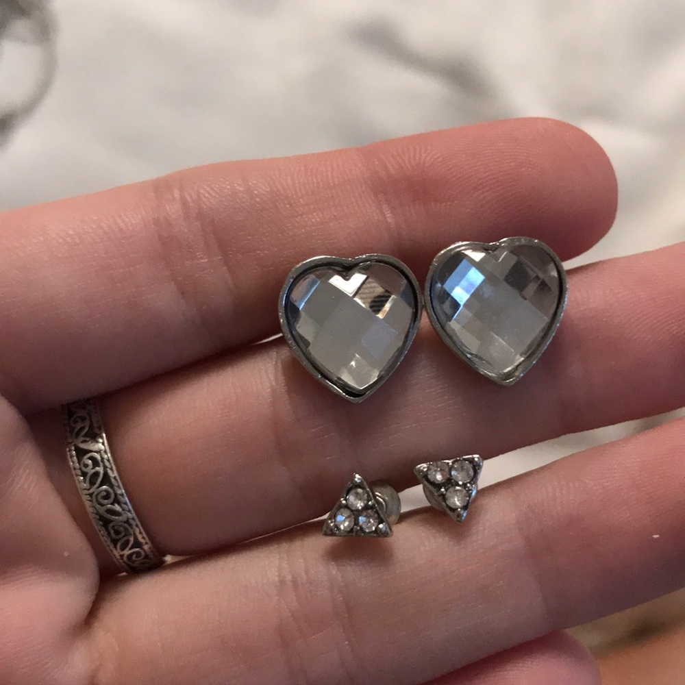 Two pairs of earrings